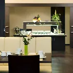 Spark By Hilton Centre 4*