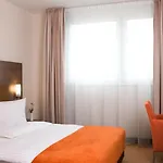 Spark By Hilton Centre 4*
