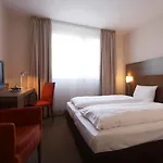 Spark By Hilton Centre 4*