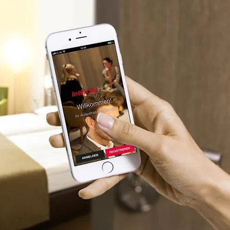 فندق Intercityhotel 4*