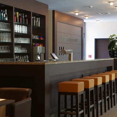 מלון Intercityhotel