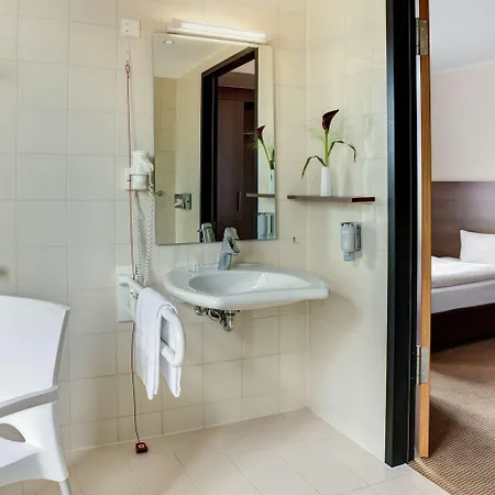 Intercityhotel فندق