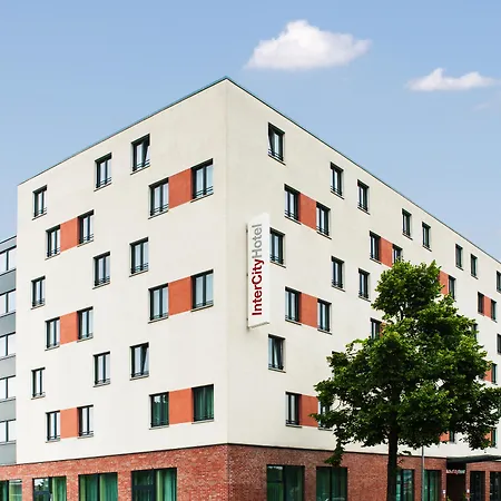 מלון Intercityhotel