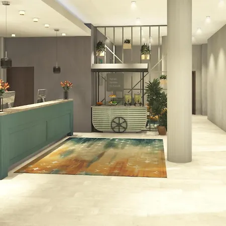 Отель Spark By Hilton Centre