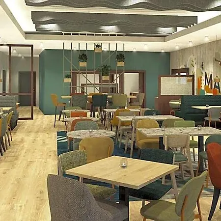 Hotel Spark By Hilton Centre 4*