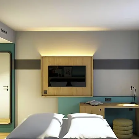 Spark By Hilton Centre 酒店 4*