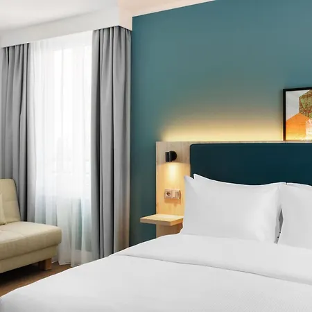 Spark By Hilton Centre 4*