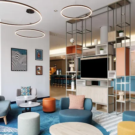 Spark By Hilton Centre 4*