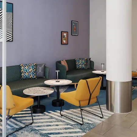 Spark By Hilton Centre 4*