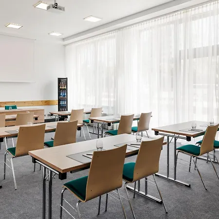 Spark By Hilton Centre 4* Essen