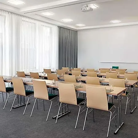 Spark by Hilton Essen City Centre 3* Essen
