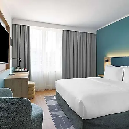 ホテル Spark by Hilton Essen City Centre 3*