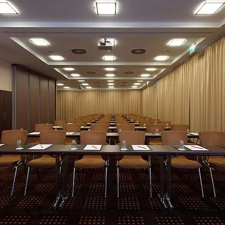 Intercityhotel إسن