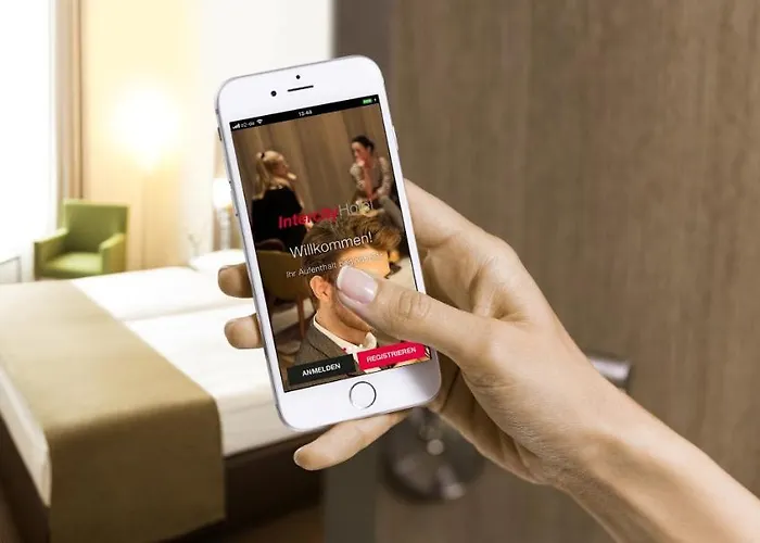 Отель Spark By Hilton Centre 4*