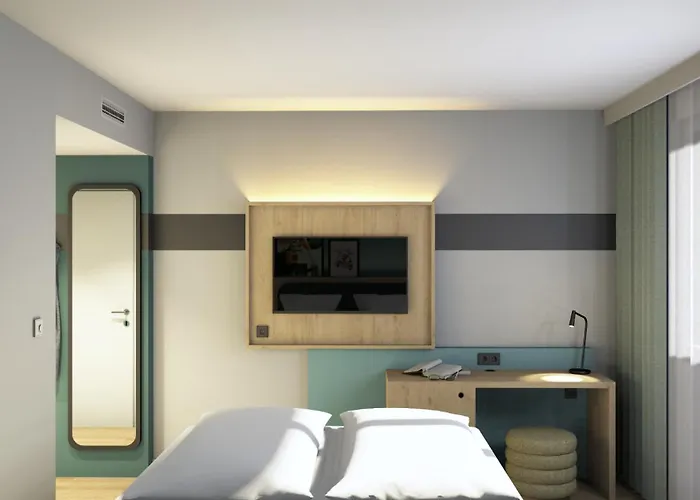 Spark By Hilton Centre Hotel 4*