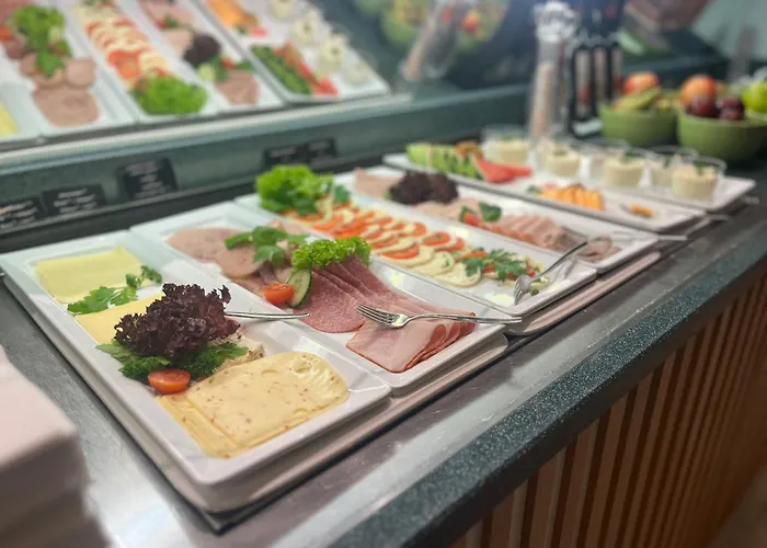 Hotel Spark By Hilton Centre 4*