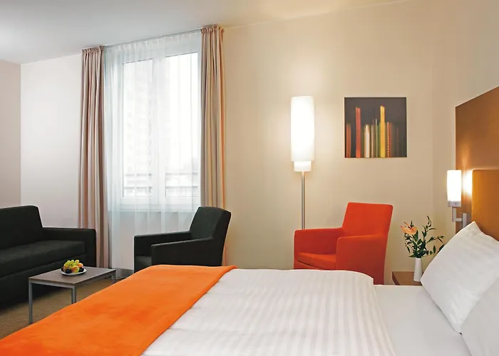 Отель Spark By Hilton Centre Эссен