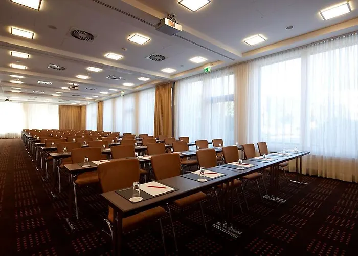 Spark By Hilton Centre Отель Эссен