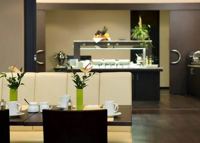 Spark By Hilton Centre 4*