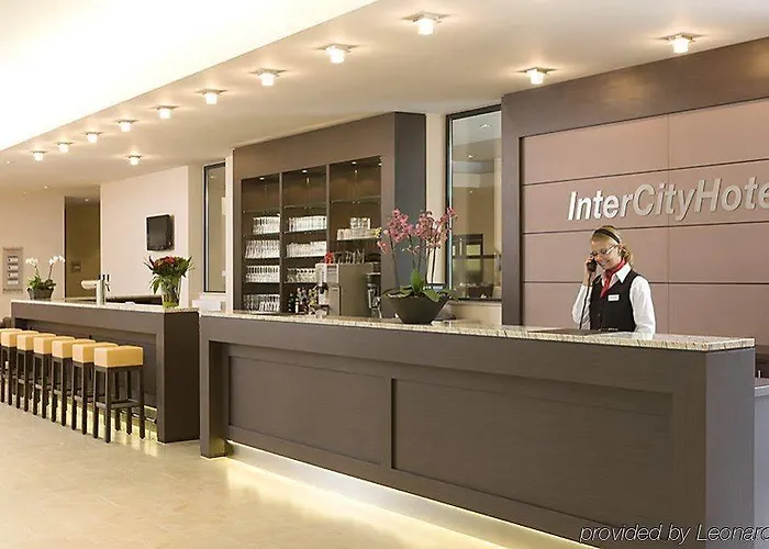 Spark By Hilton Centre Hotel 4*