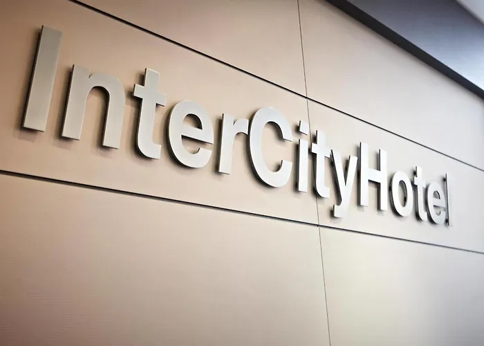 Отель Spark By Hilton Centre